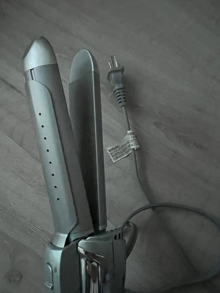 Conair Hair Iron | Straightener & Curling Iron - photo 3