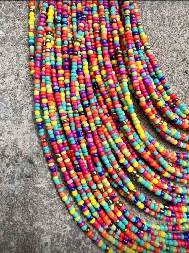 Colorful Beaded Necklace & Earrings Set - photo 3