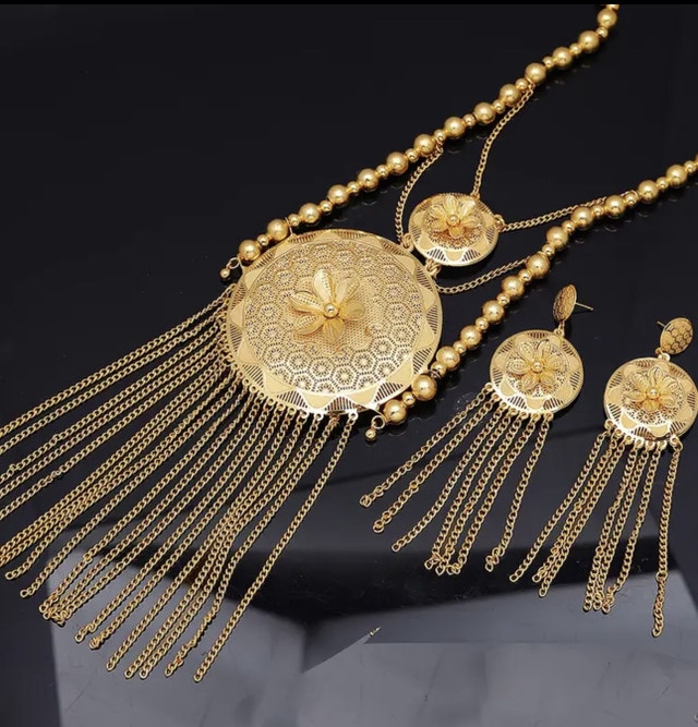 Gold Plated Necklace & Earrings Set – Bridal/Party Jewelry - photo 2