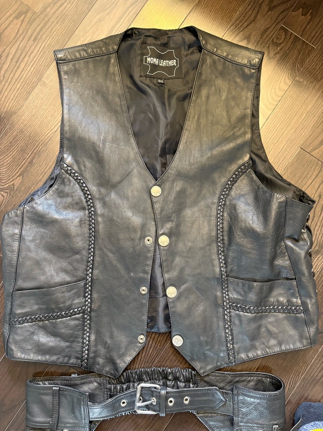 MOMA LEATHER Vest and Chaps Set - Size Medium - photo 2