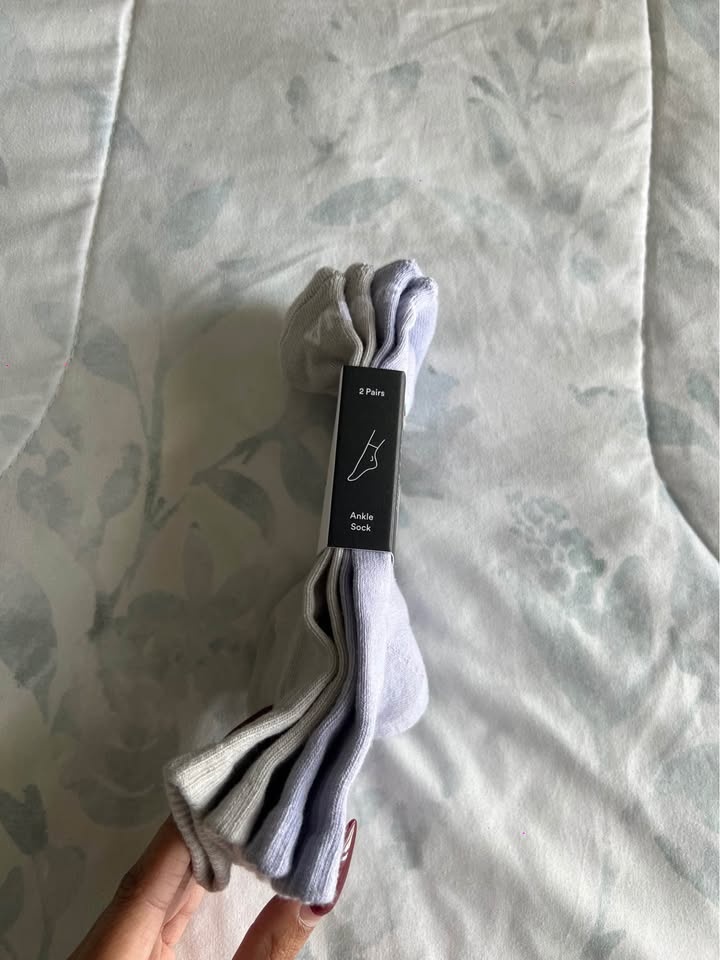 NEW Aritzia Tna Ankle Socks - photo 3