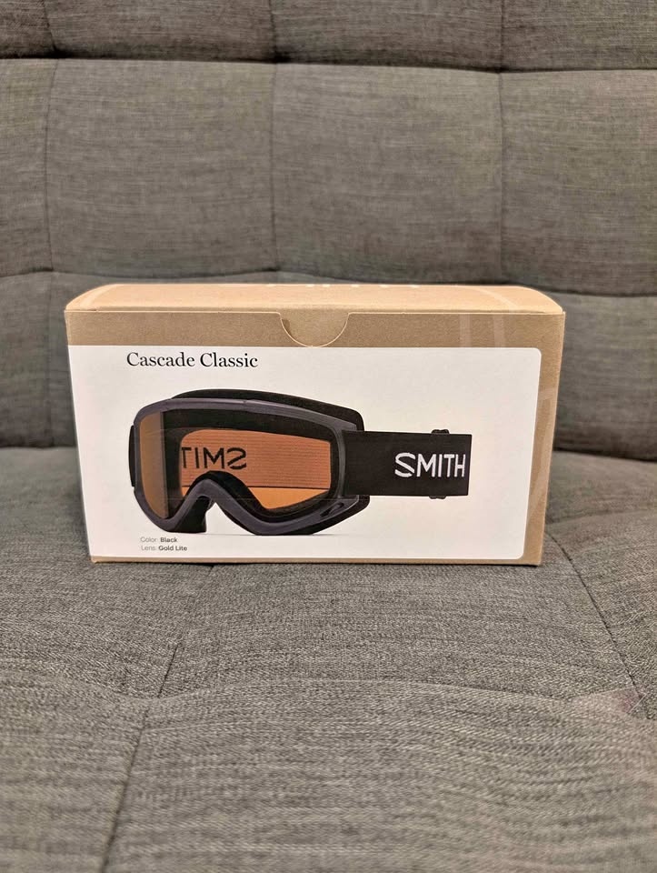 Smith Cascade Classic ski goggles