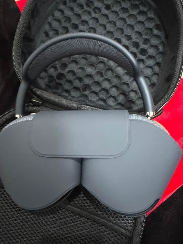 Apple AirPods Max – Midnight - photo 3