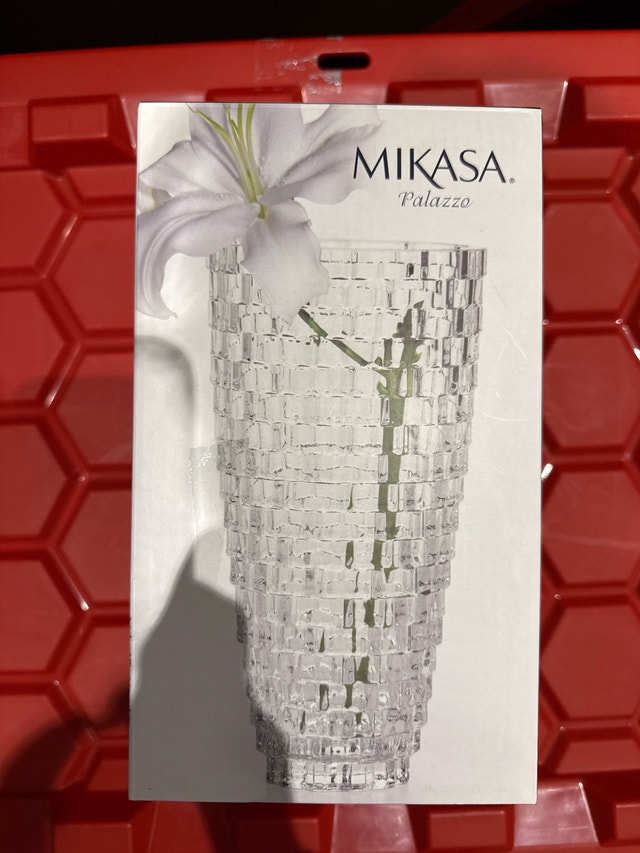 Mikasa Palazzo Vase