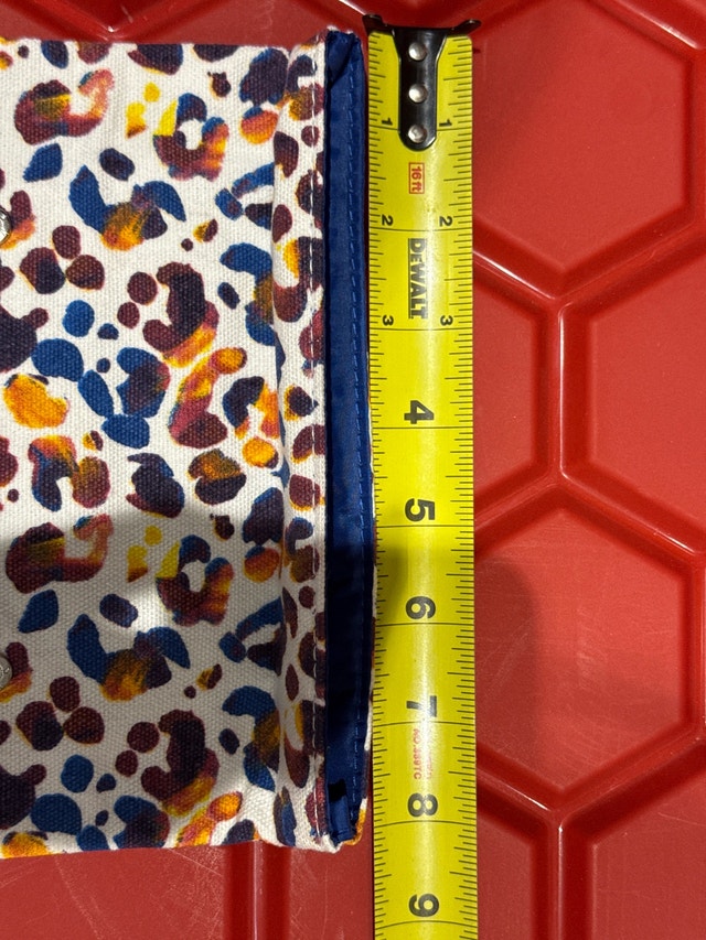 Sisley Pouch for Multiple Uses - photo 3