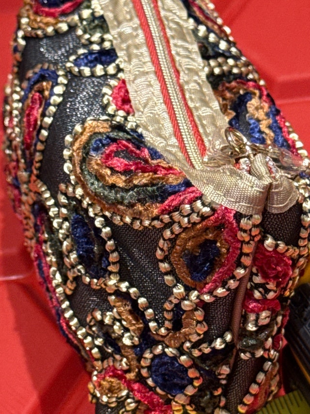 Sisley Pouch - photo 4