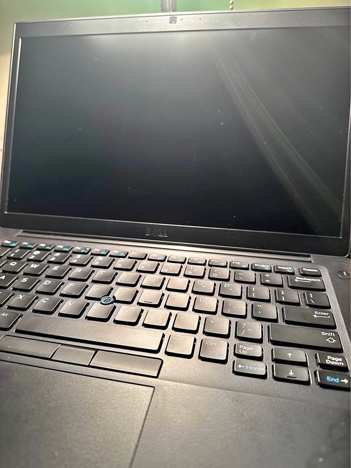 Dell Laptop | i5 Processor | Win 10 Pro | New Battery (0 cycles)