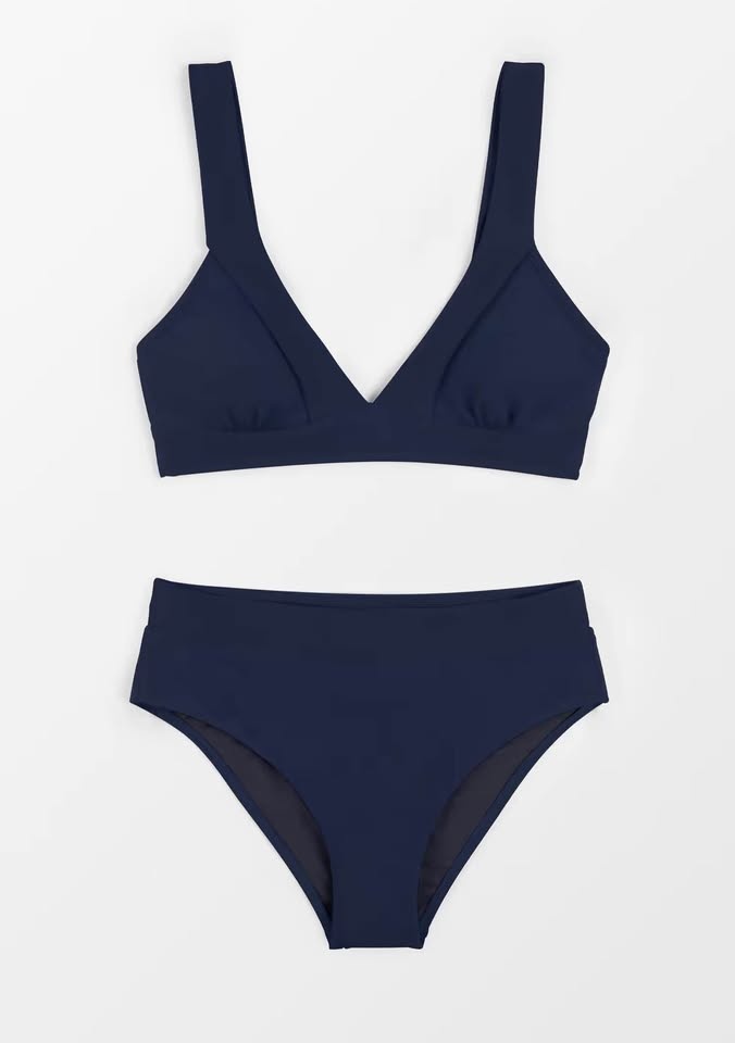 Cupshe V-Neck Back Hook Bikini Set - Size M - New With Tags - photo 3