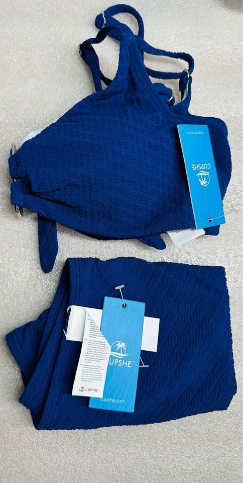 Cupshe Out of the Blue Navy Bikini Set – Size M – New With Tags - photo 5