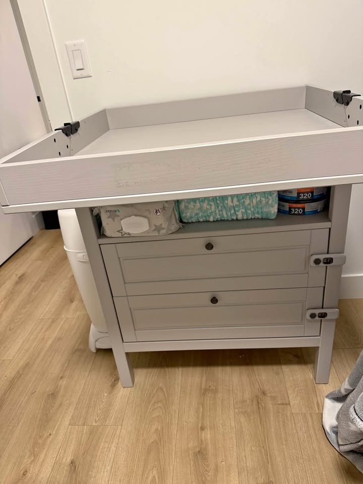 IKEA SUNDVIK Gray Changing Table + Pad