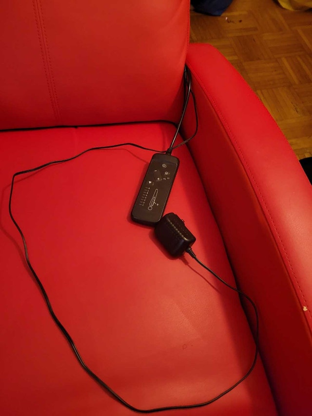 Red Massage Recliner & Small Buffet - photo 4