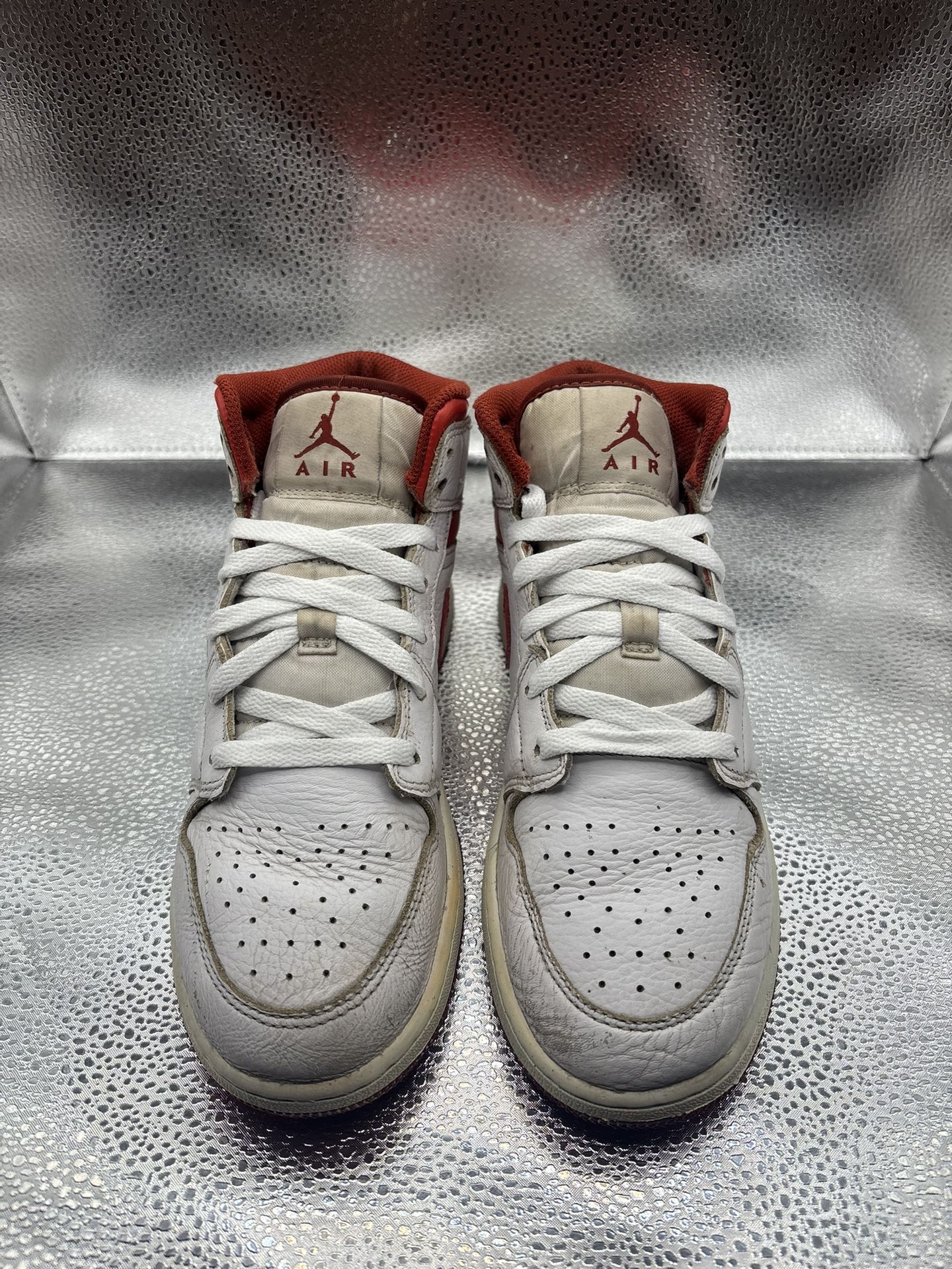 Air Jordan 1 Mid White Red - photo 2