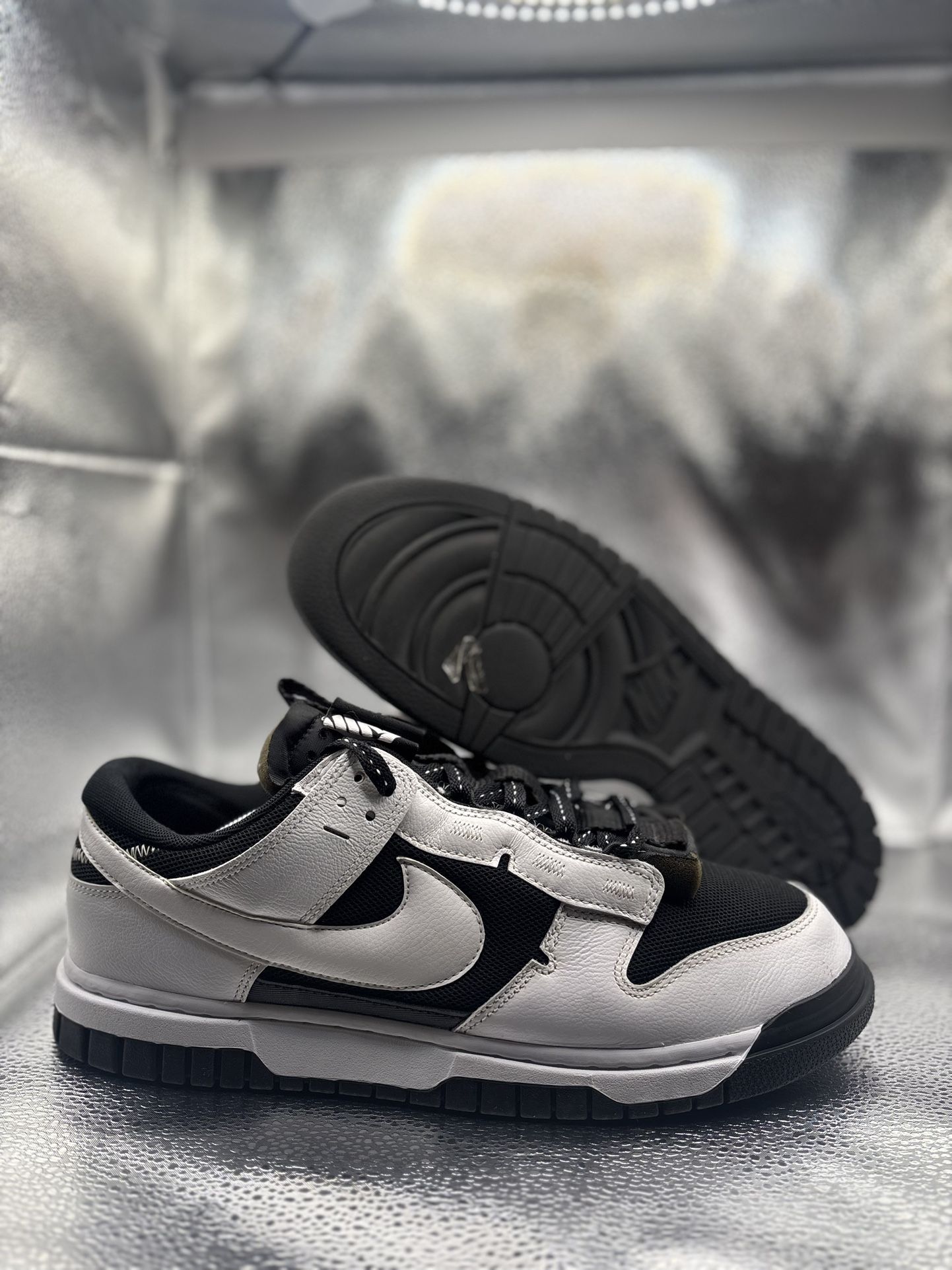 Nike Dunk Low Dumbo Reverse Panda