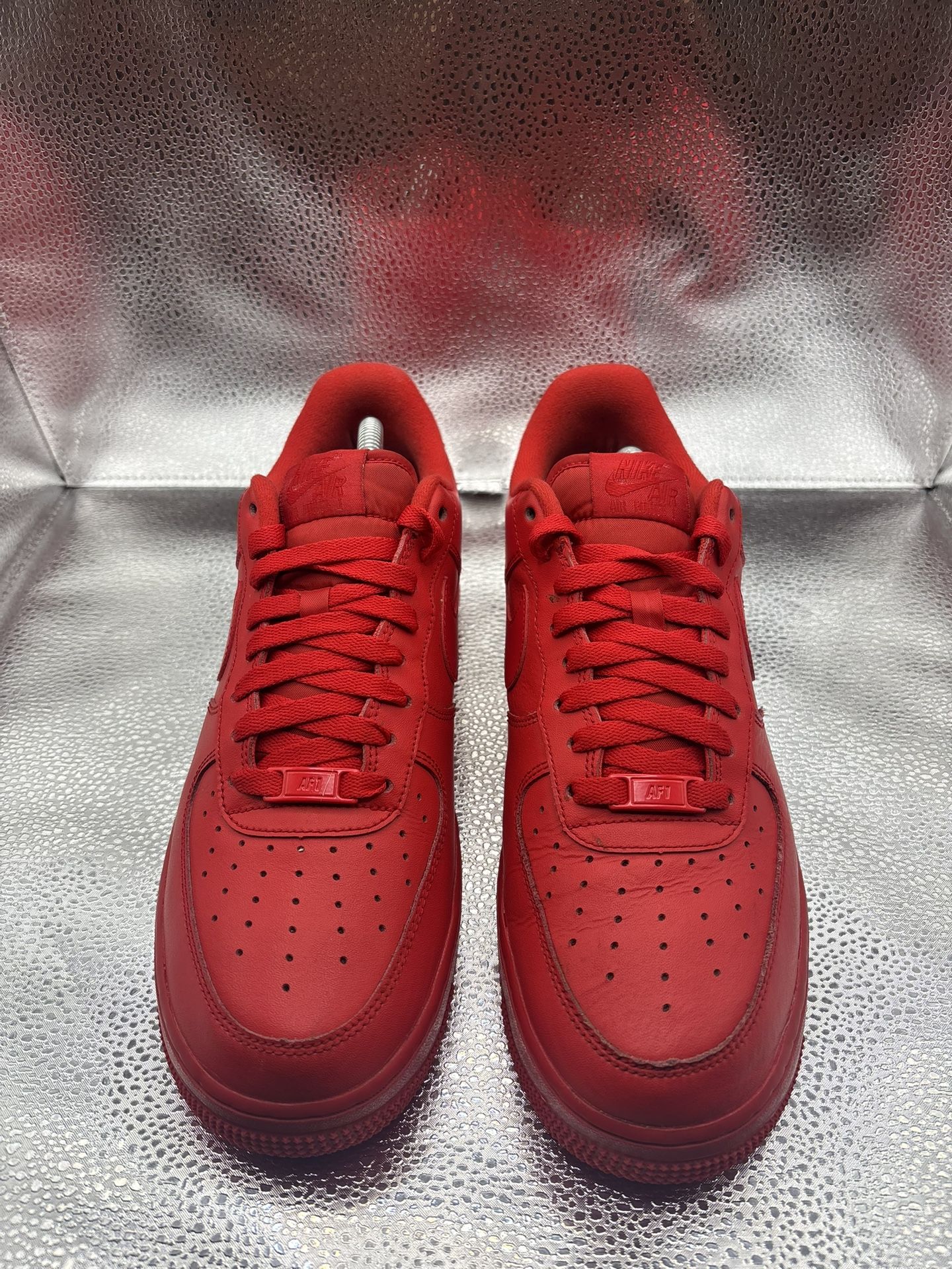 Nike Air Force 1 Low Triple Red - photo 2