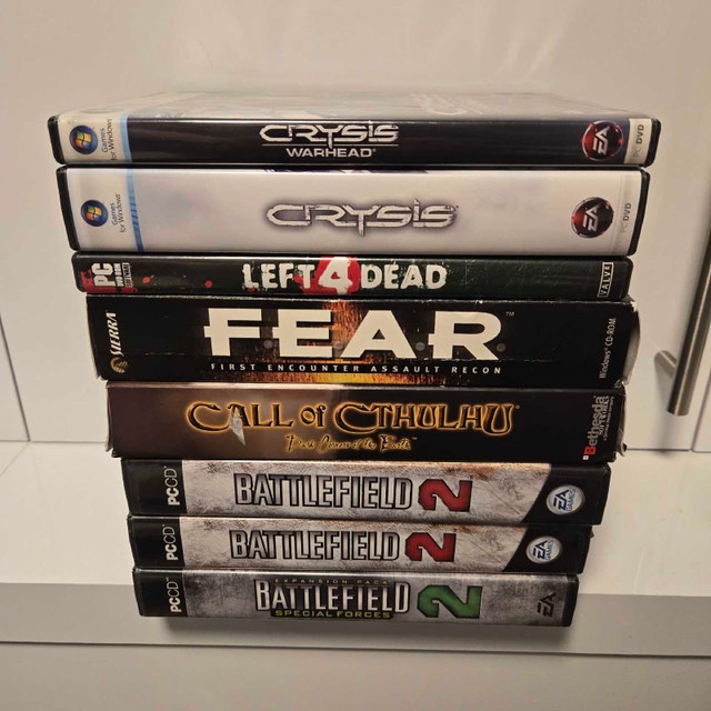 Used PC games. Please read. Left 4 dead, fear, cthulu.