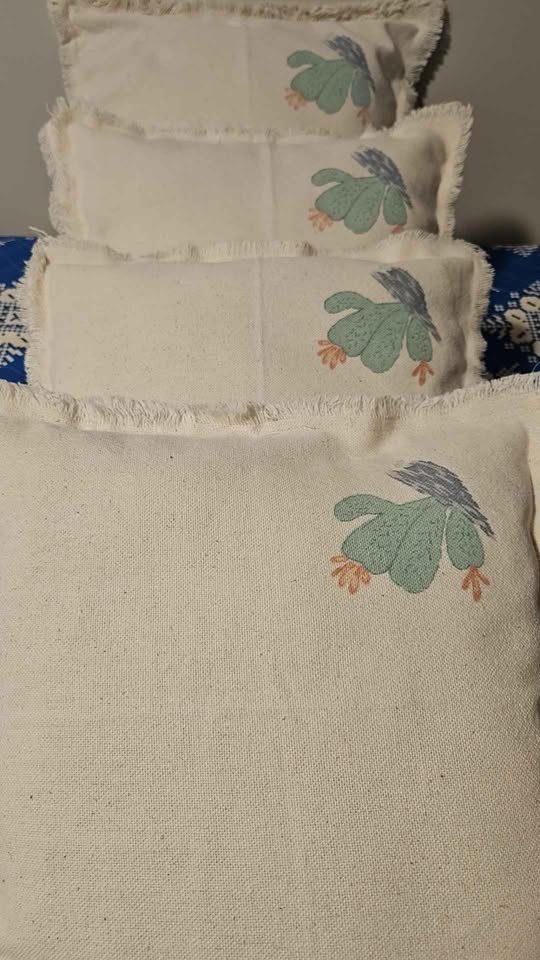 Set of 4 Canvas Accent Cushions (16x16") - Fillings Included - photo 4