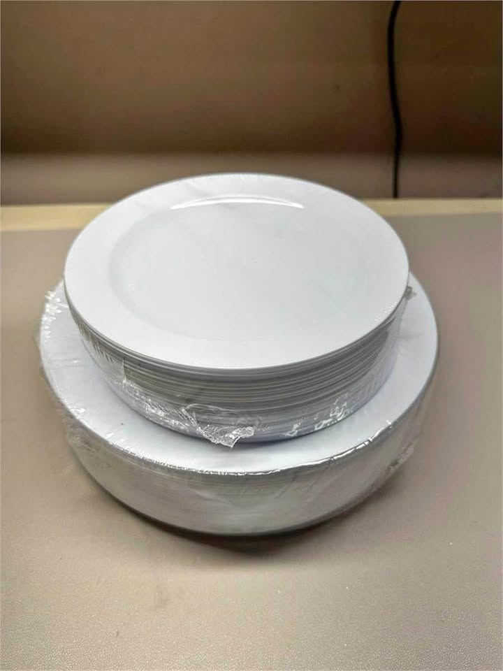 Disposable plastic plates
