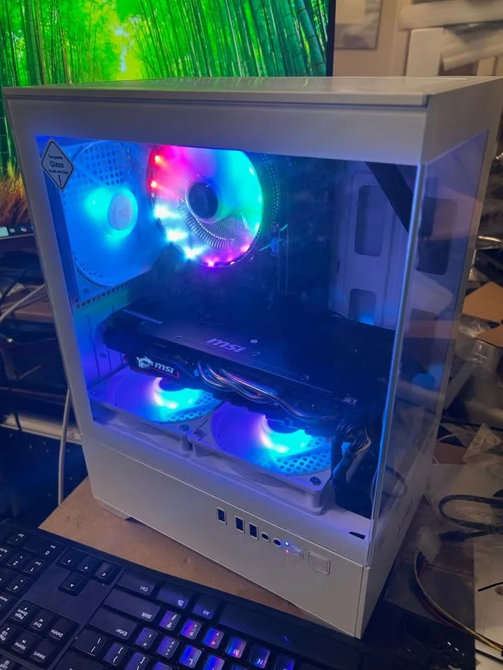 Gaming PC, i7-3770, 16GB RAM, 480GB SSD, WiFi, RX 580 image indicator(2)