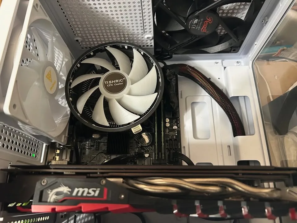 Gaming PC, i7-3770, 16GB RAM, 480GB SSD, WiFi, RX 580 image indicator(6)