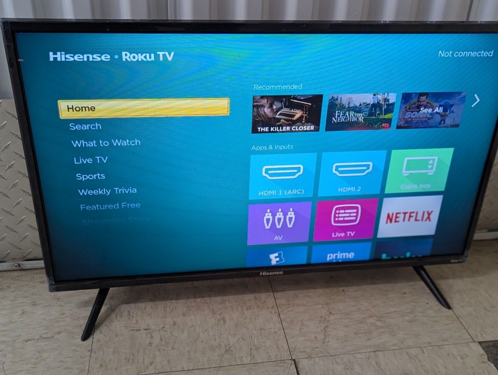 Hisense 32" Roku Smart TV - photo 2