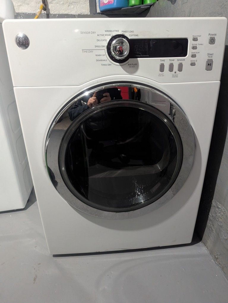 GE Electric Dryer New