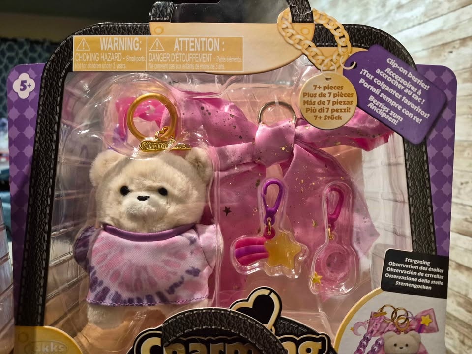 Brand New Charming Bag Charms - photo 3