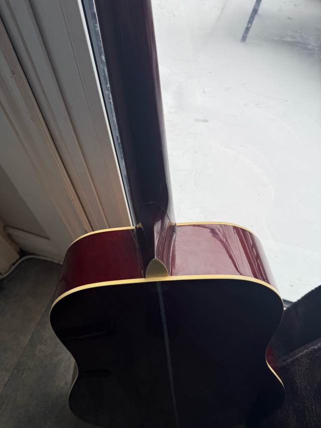 Burswood Acoustic Guitar With Accessories&Ukulele! - photo 3