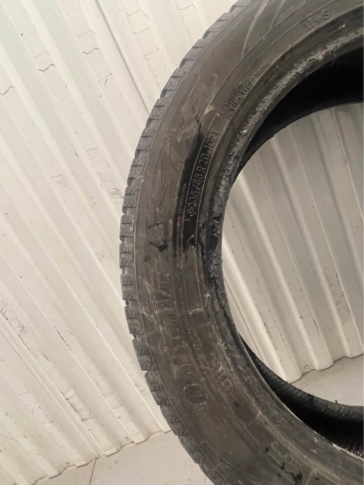 TOYO OBSERVE-GSI-5 235/55/20 Winter Tires - photo 4