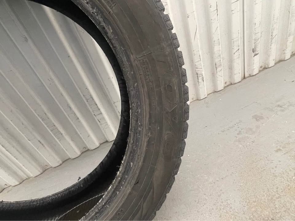 TOYO OBSERVE-GSI-5 235/55/20 Winter Tires - photo 5