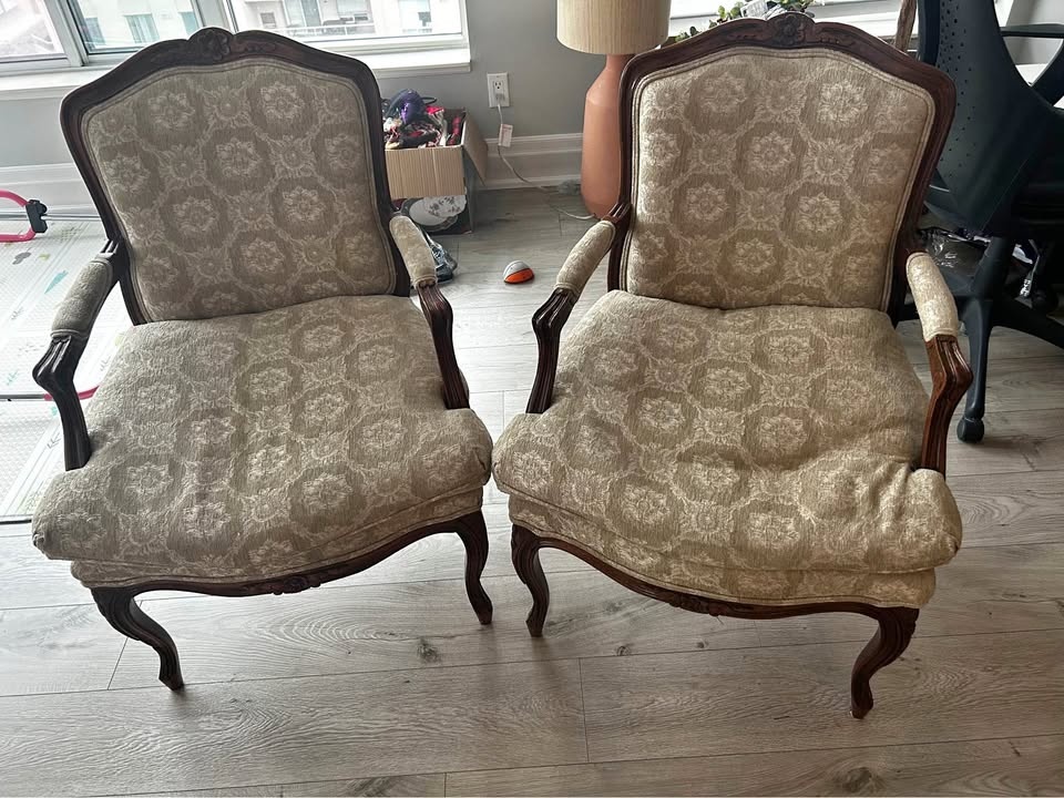 2 Arm Chairs
