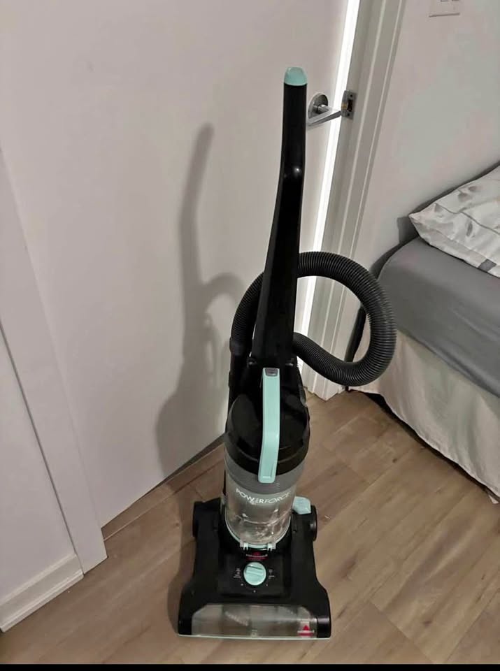 Bissell Wired Vacuum Cleaner