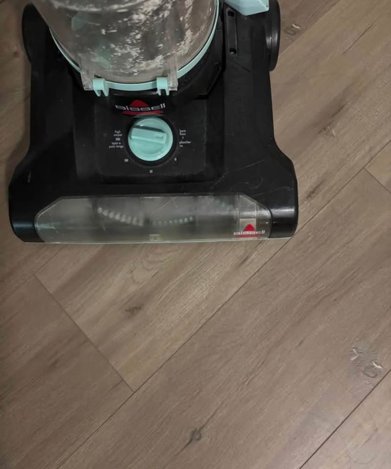 Bissell Wired Vacuum Cleaner - photo 4