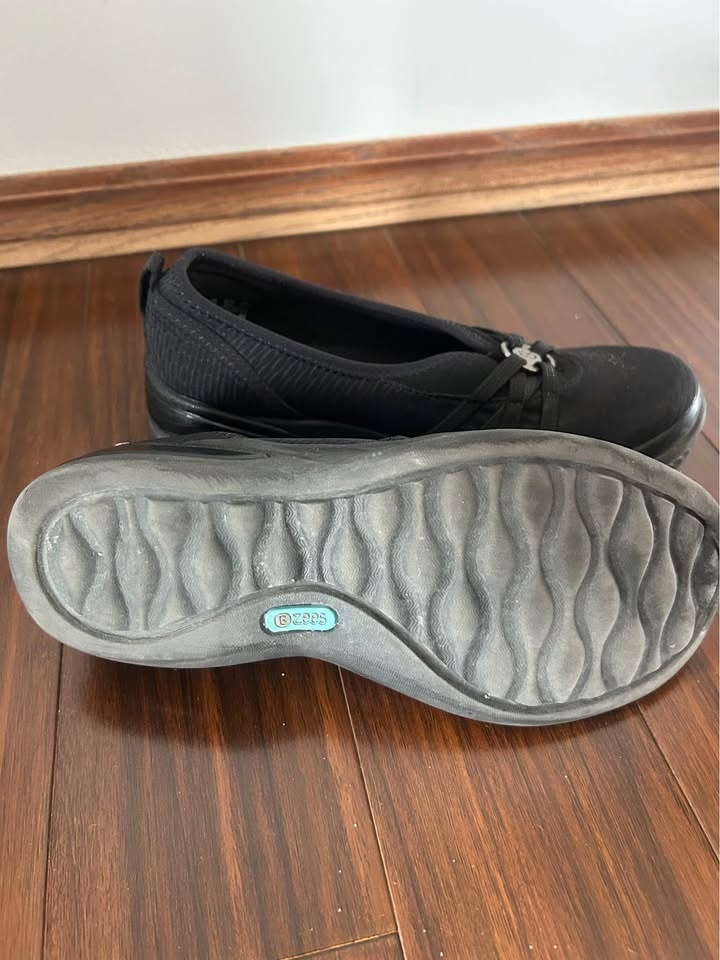 BZee Shoes - photo 3