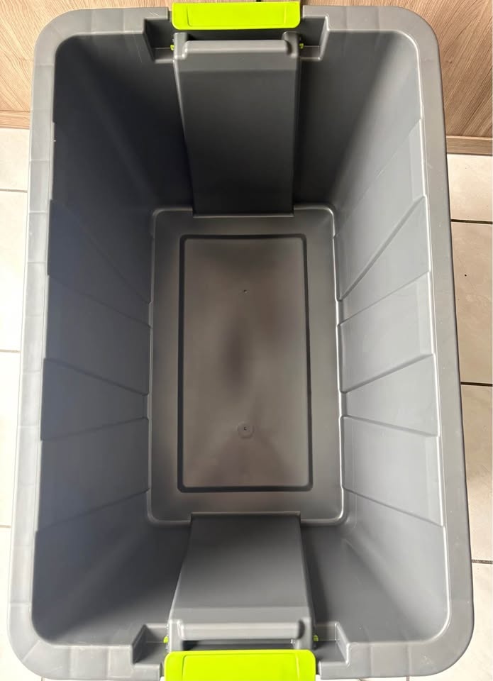 30Gal (114L) Tuff1 Tote no lid - photo 4
