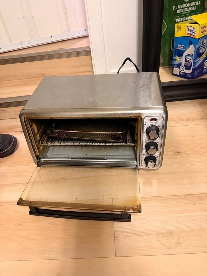 Move out sale - Microwave oven - photo 3