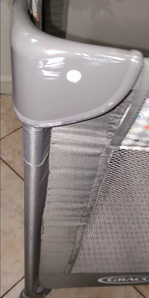 GRACO Pack and Play - photo 3