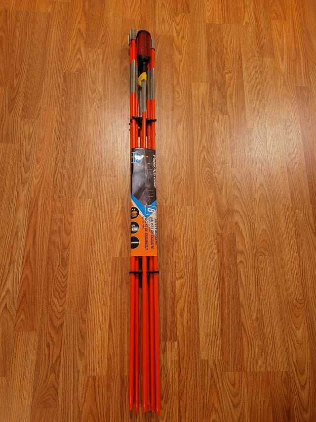 NEW PolarXtreme Safety Markers 8PK Fiberglass Reflective Poles