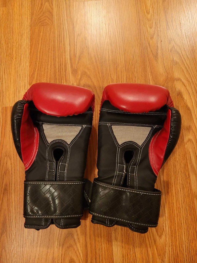 Brand New Men's Century Red Boxing Gloves - photo 2