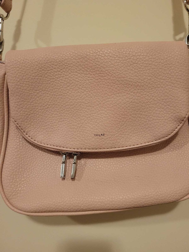 New Women's Colab Vegan Leather Crossbody Light Pink Handbag - photo 5