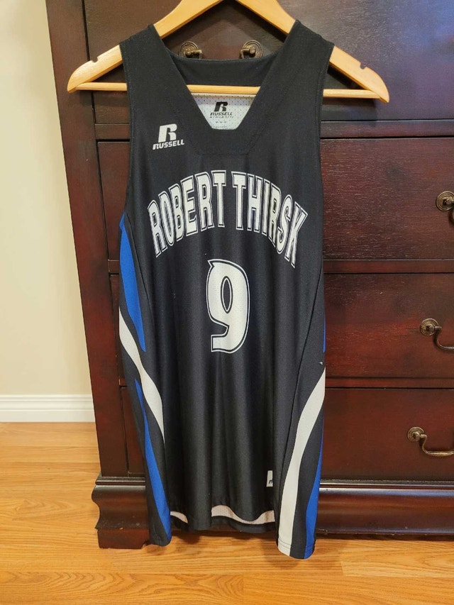 Robert Thirsk #9 Russell Athletic Basketball Shorts - Medium