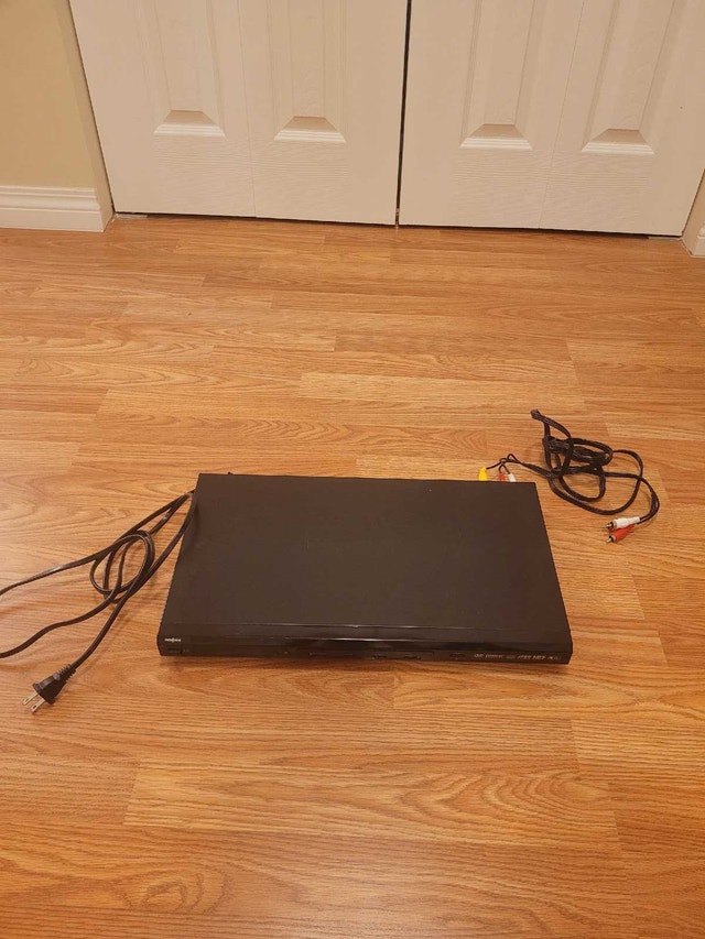 Insignia NS-FS DVD Player