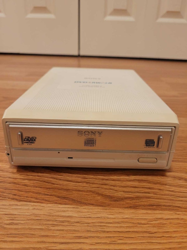 Sony DRX-510UL External DVD+RW/+R Drive - photo 2