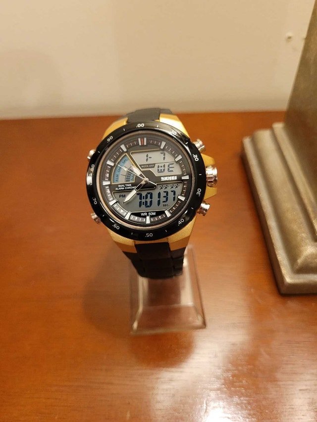 Brand New Skmei Gold Men's Digital Watch