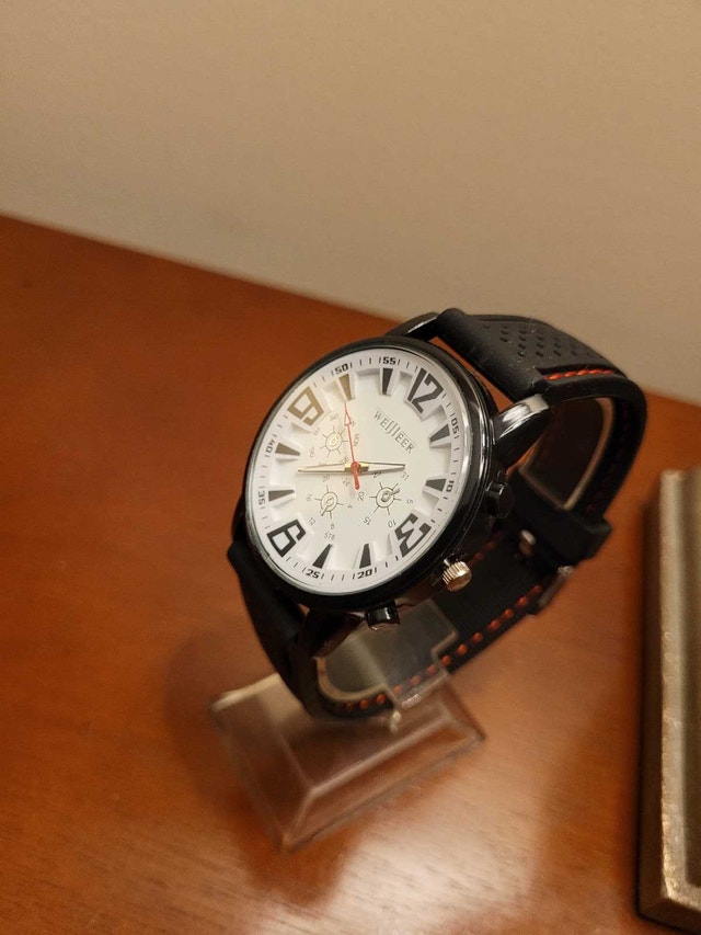 Brand New Men's Weijieer White Analog Watch - photo 2
