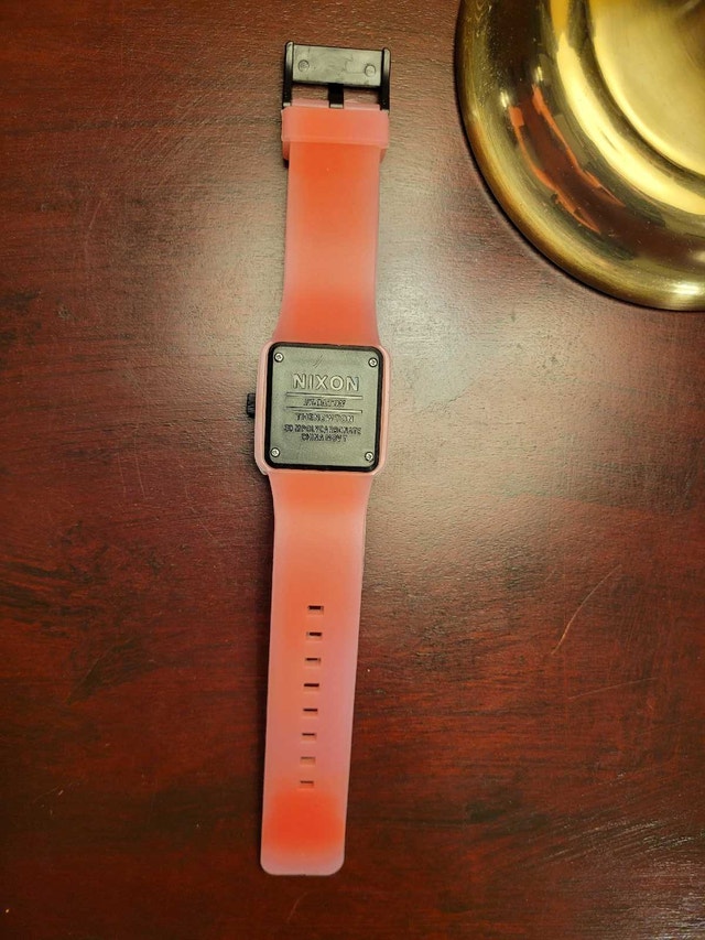 Rare Light Pink Nixon The Newton Floaton Men's Watch - photo 5