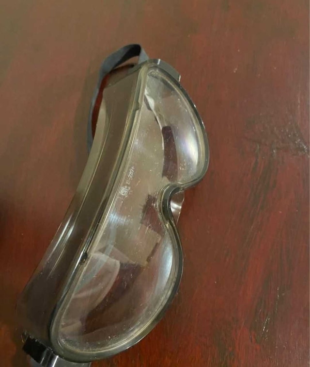 Grey Encon CSA Protective Lab Goggles - photo 2