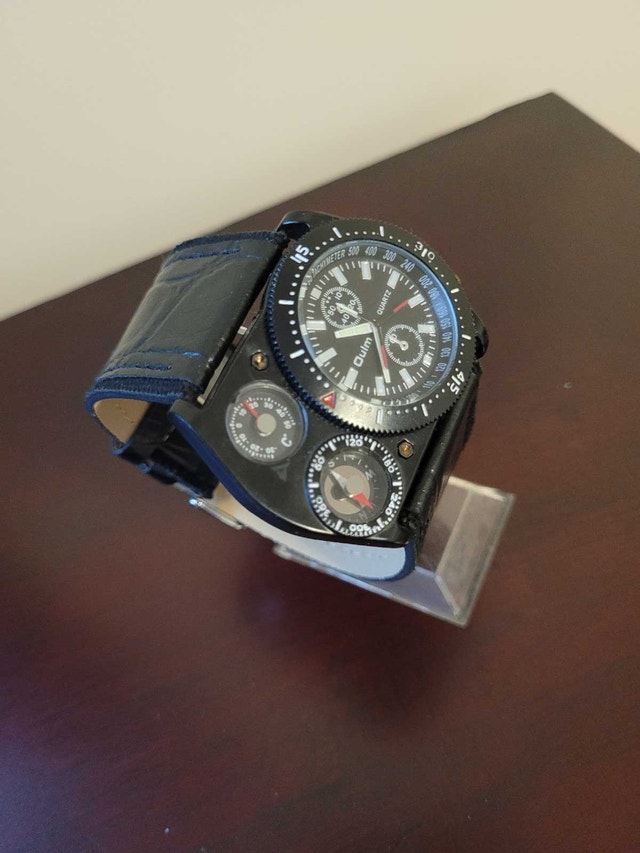 New Black Face Oulm Watch with Thermometer & Compass - photo 2