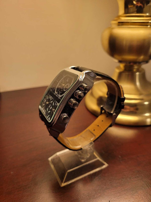 Brand New Black and Silver V6 Squared Men's Watch - photo 2