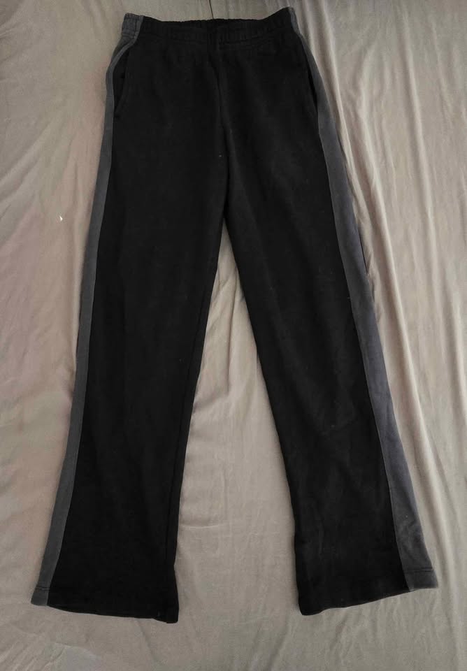 Uniqlo Side Stripe Sweats - photo 3