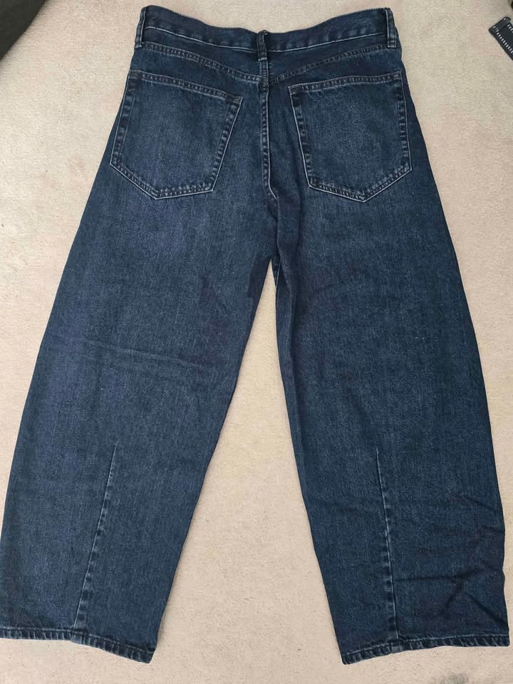 GU wide barrel leg jeans - photo 2